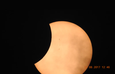 Noticiero Hechos de TV Azteca Estado de México, eclipse parcial de Sol