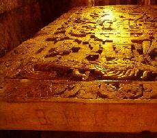 Lápida de la tumba de Palenque, cultura maya, Chiapas.